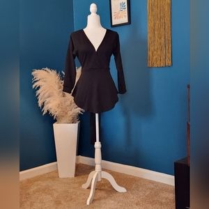 NWOT Black V-Neck Top - Med